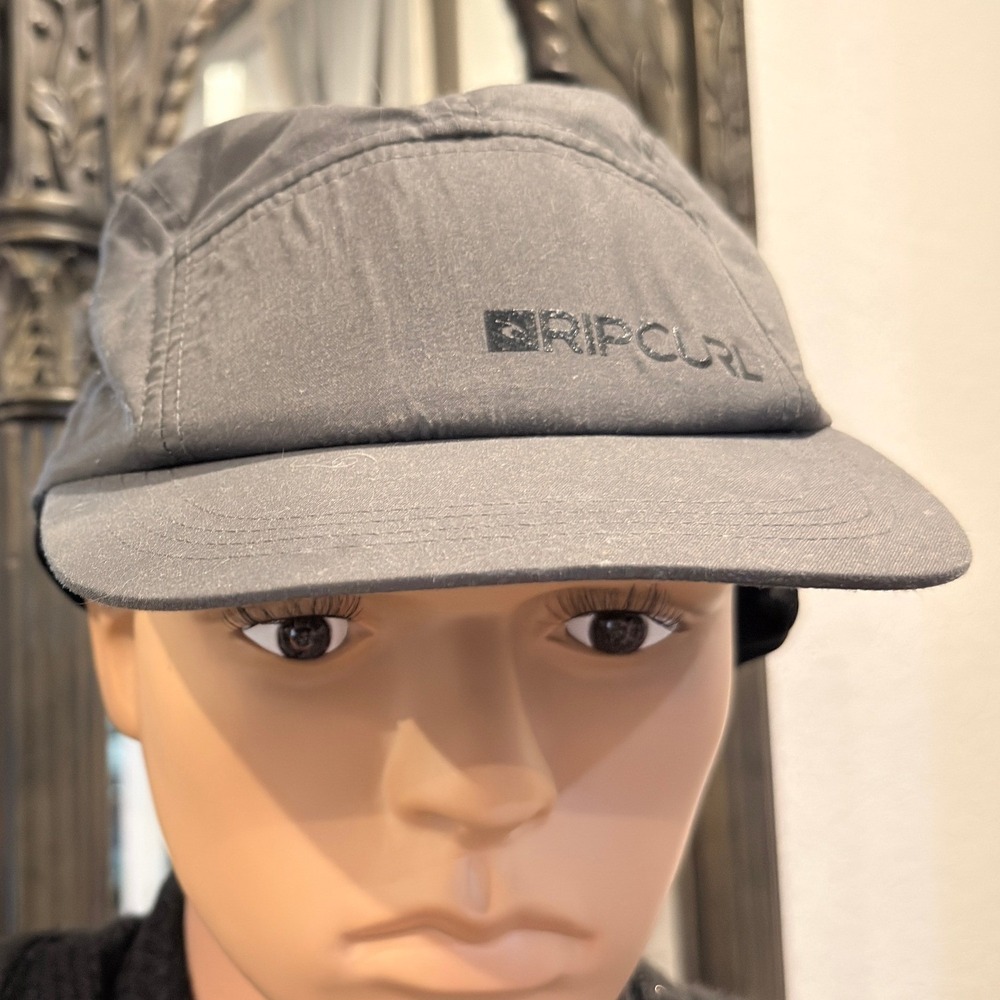 Rip Curl Surf Hat Mens OSFM Chin Strap Ear Flaps Gray Solid Performance Modern